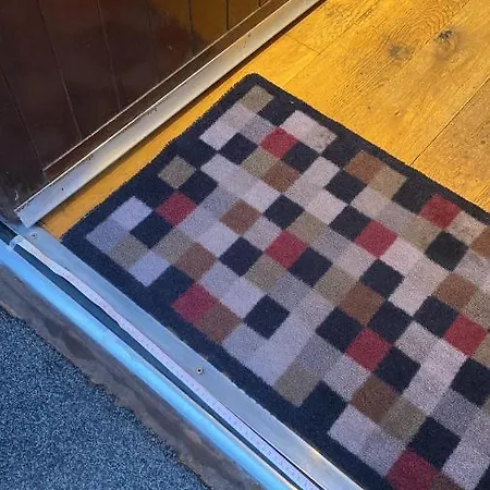 Dunnock With Hot-tub *