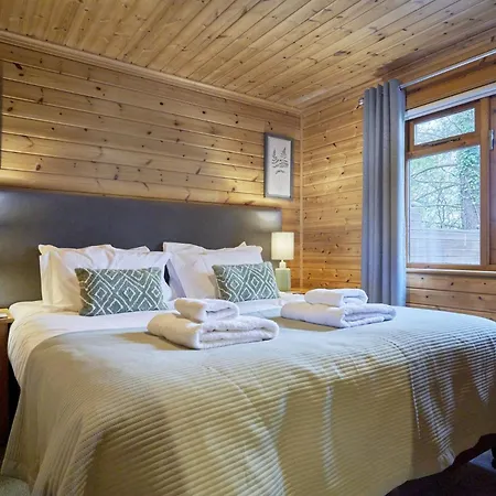 Tatil Evi Dunnock With Hot-tub