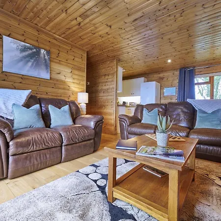 Tatil Evi Dunnock With Hot-tub