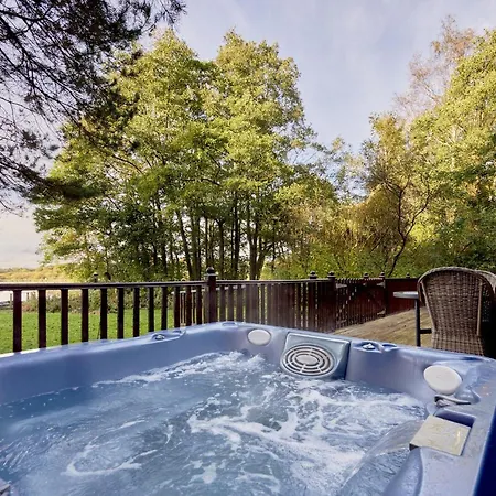 Dunnock With Hot-tub Tatil Evi